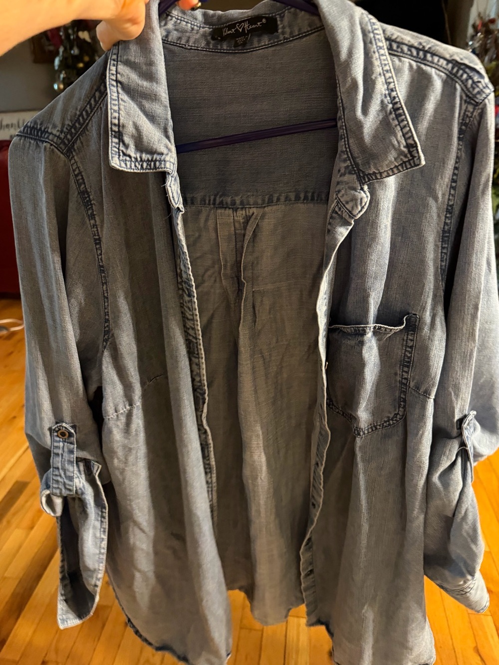 Velvet Heart Light Wash Denim Button-Front Shirt $12 size 1xl